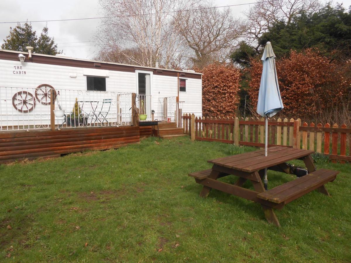 'The Cabin'. A Cosy Private & Secure Holiday Home. Padeswood 외부 사진